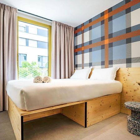 Easyhotel Marseille Euromed Zewnętrze zdjęcie