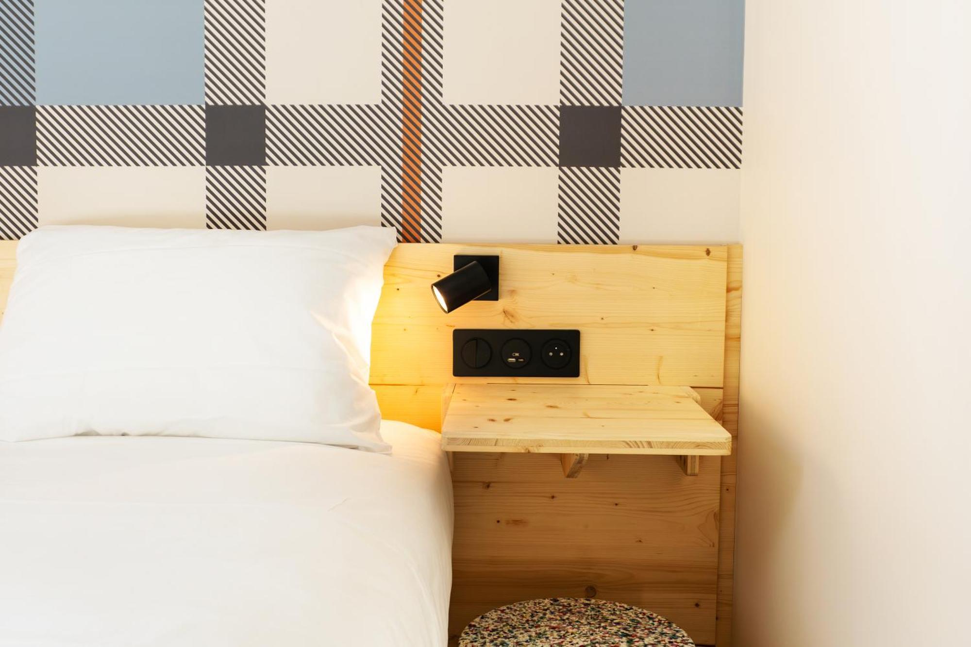 Easyhotel Marseille Euromed Zewnętrze zdjęcie